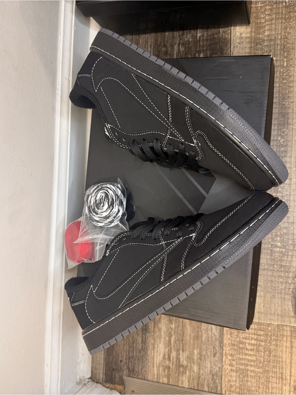 Men's Travis Scott Black Jordan Low-Top Sneakers